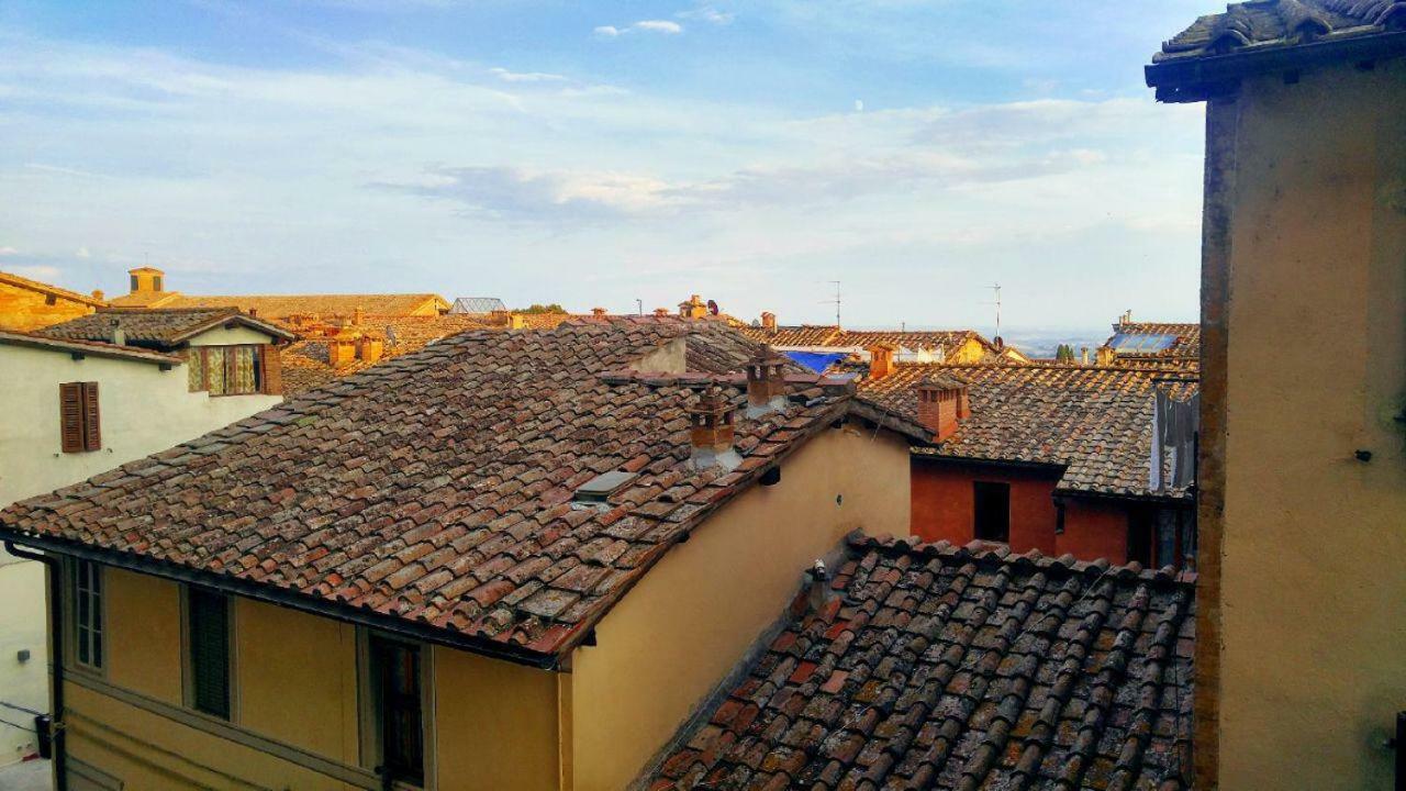 La Lilla Apartment Siena Luaran gambar